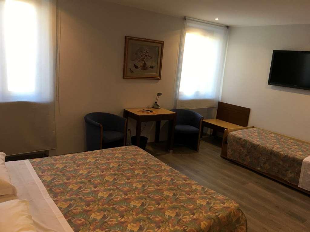 Hotel San Giorgio Údine Habitación foto